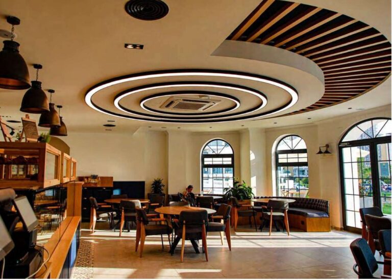 Café Paris at Caesar Resort, interior design